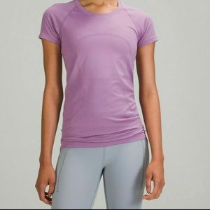 Lululemon Swifty tee